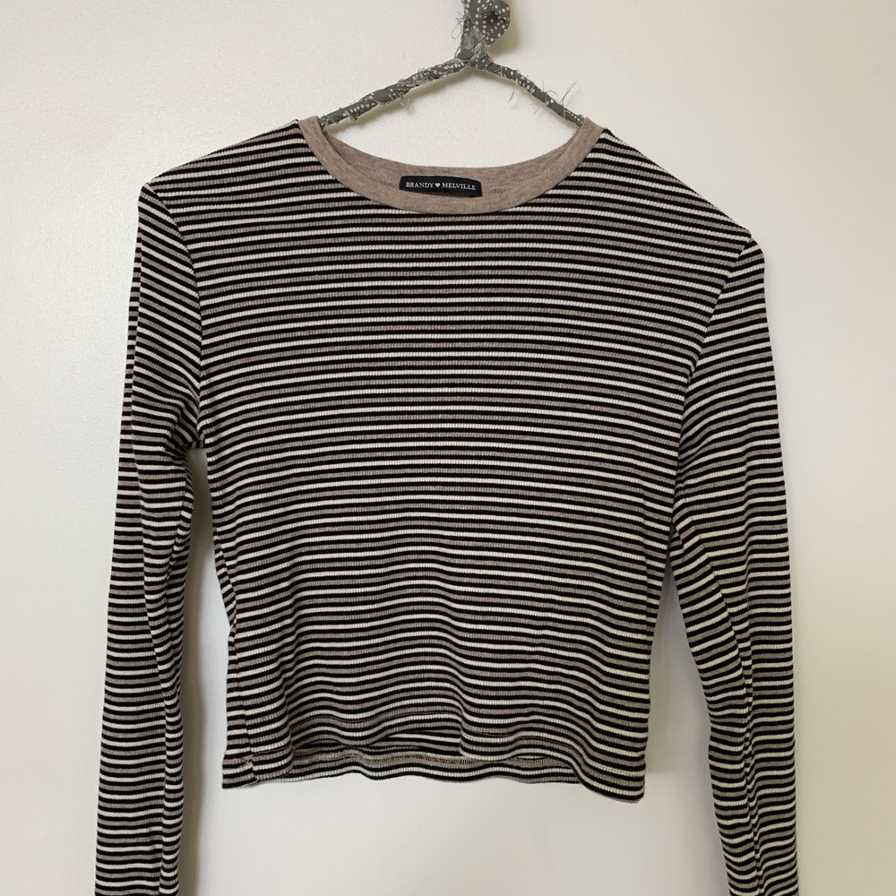 🤎BRANDY MELVILLE SANTANA TOP🤎